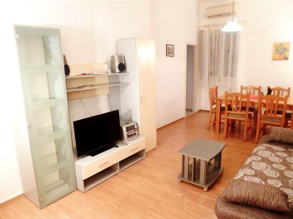 4 person apartment in Split