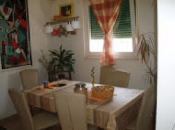 Beautiful 6 person apartment in Split