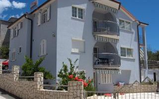 Apartment A1 in Okrug Gornji