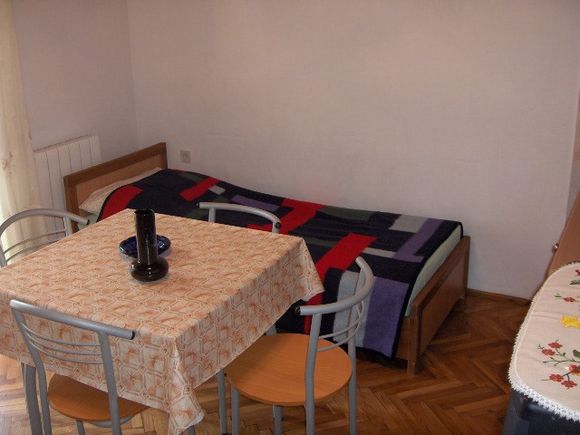 Appartment 2 in Mandre 2
