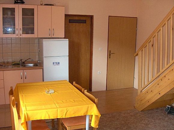 Appartment App br. 7 in Pag 2