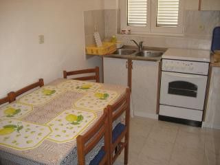 Appartment A2 in Vodice 4