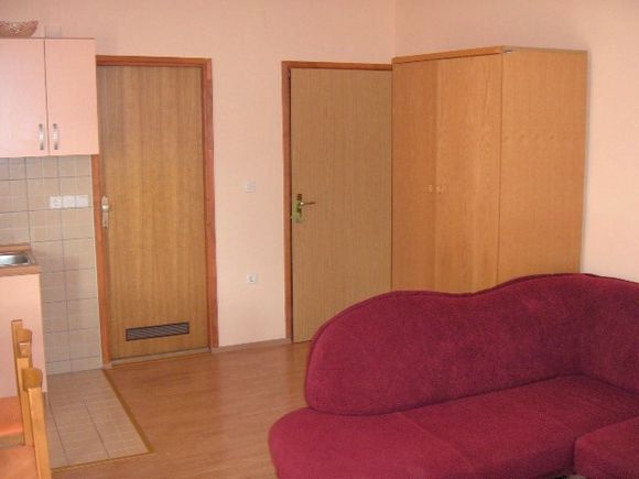 Appartment App br. 4 in Pag 4