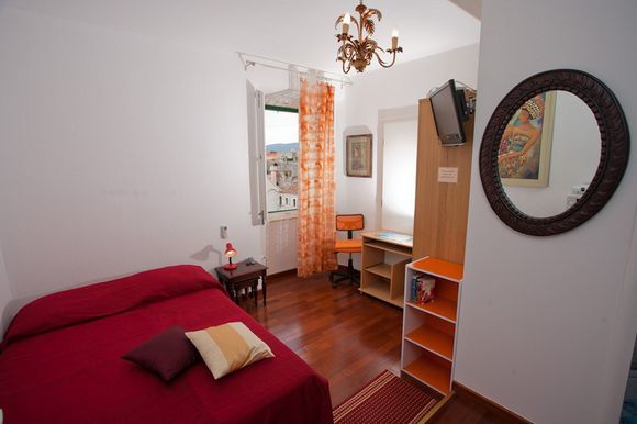Seaview apartment for 2 persons in Split old town