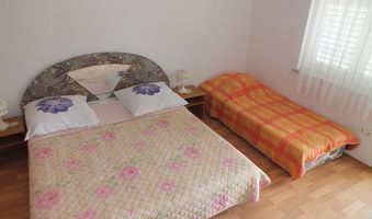 Apartment for 5 persons in Duce