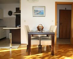 Luxury 8 person apartment with a sea view