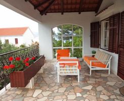 4 person apartment in Splitska