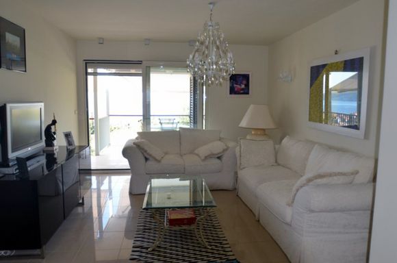 Luxury 6 person apartment with pool Komiza island of Vis