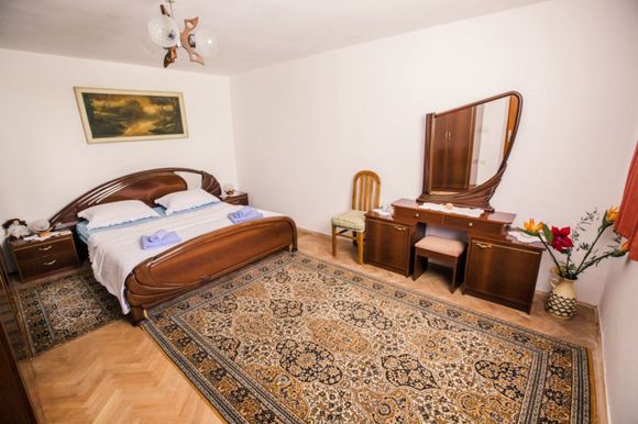 Beautiful apartment for 4 persons in Split
