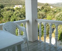 Beautiful apartment for 4 persons in Kanica Rogoznica