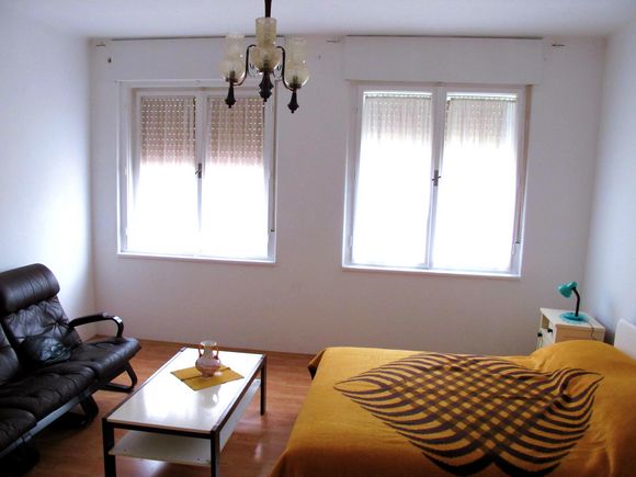 Beautiful apartment for 4 persons in Split near center