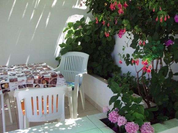 Beautiful apartment for 3 persons in Hvar