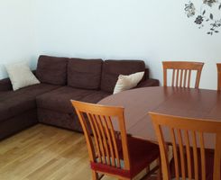 Spacious apartment for 6 persons in Split