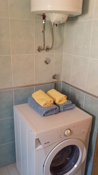 Spacious apartment for 6 persons in Split
