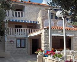 Apartment Soba broj 6 in Bol