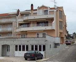 Apartment Br.1 in Brodarica