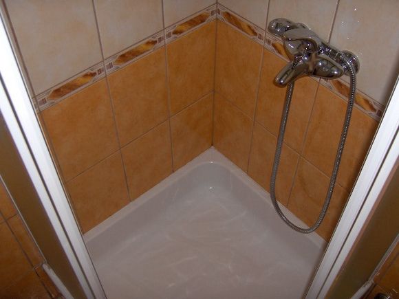 Appartment Žuta soba s balkonom in Bol 6