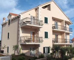 Apartment App br. 9 in Bol