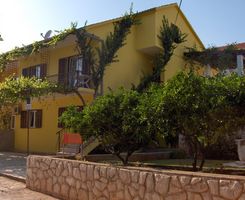 Apartment A4 in Vrboska