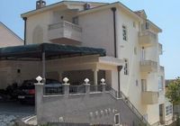 Apartment App br 2 in Makarska