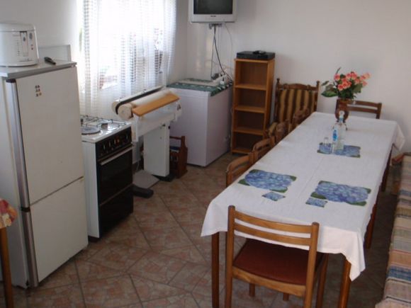 Appartment Br 3 in Poljanak 11