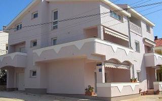 Apartment App br. 3 in Simuni