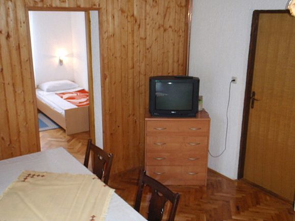 Appartment A 1 in Poljanak 2