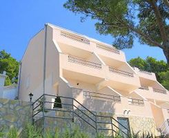 Apartment App br. 10 in Bratus