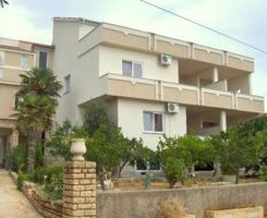 Apartment Prizemlje 1. desno in Novalja