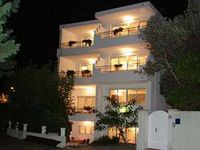 Apartment C1 in Makarska
