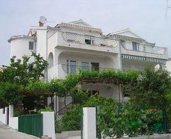 Apartment Apartman br. 3 in Okrug Gornji