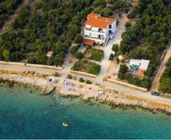 Apartment Polukat in Mandre