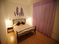 Charming apartment for 4 persons in Okrug Gornji