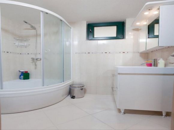 Appartment App 5 in Podgora 6