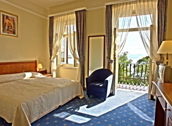Appartment Hotel Lovran in Lovran 3
