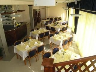 Appartment Hotel Viktorija in Seget Donji 3