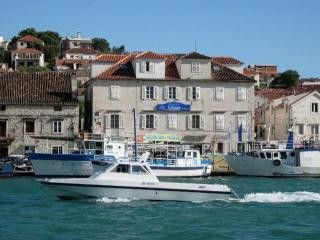 Appartment Vila Sikaa in Trogir 1