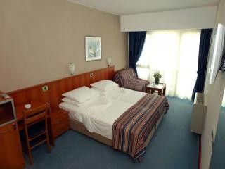 Appartment Hotel Pinija in Petrcane 9