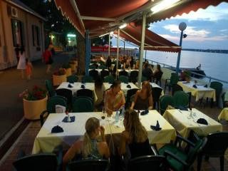 Appartment Hotel Pinija in Petrcane 10