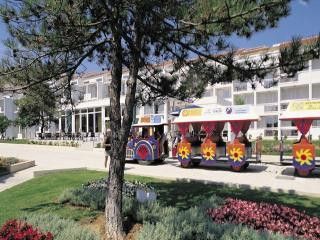 Appartment Hotel Zvonimir in Baska 1