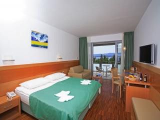 Appartment Hotel Elaphusa in Bol 3