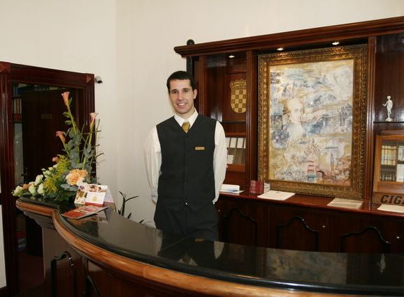 Appartment Hotel Mozart in Opatija 1