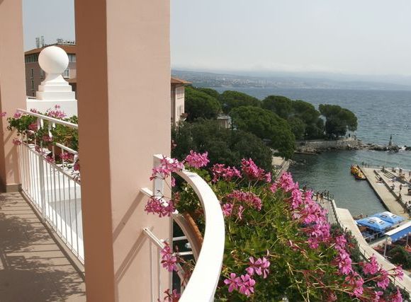 Appartment Hotel Mozart in Opatija 5