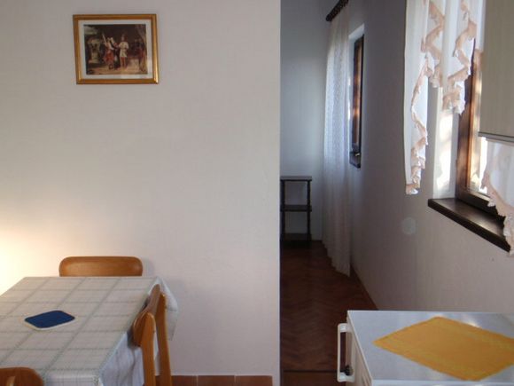 Appartment App br. 4 in Pag 4
