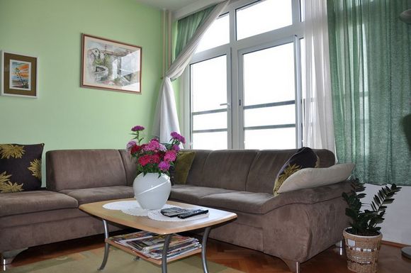 Sea View Apartment for 5 person in Split