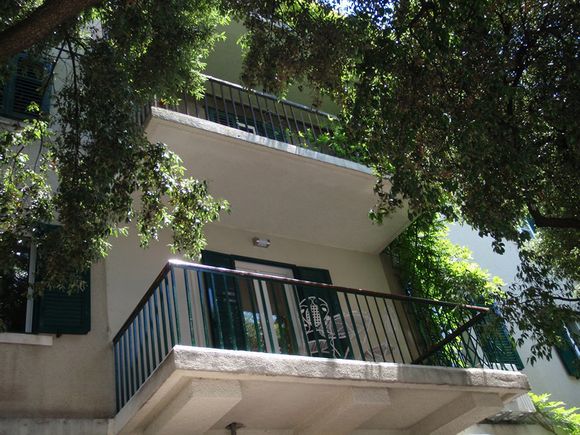 4 person apartment in Split
