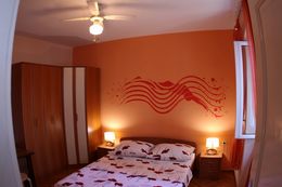 Apartment for 7 persons in Split