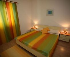 6 person apartment in Supetar