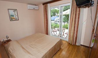 Room for 2 person in small Hotel Split