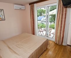 Room for 2 person in small Hotel Split